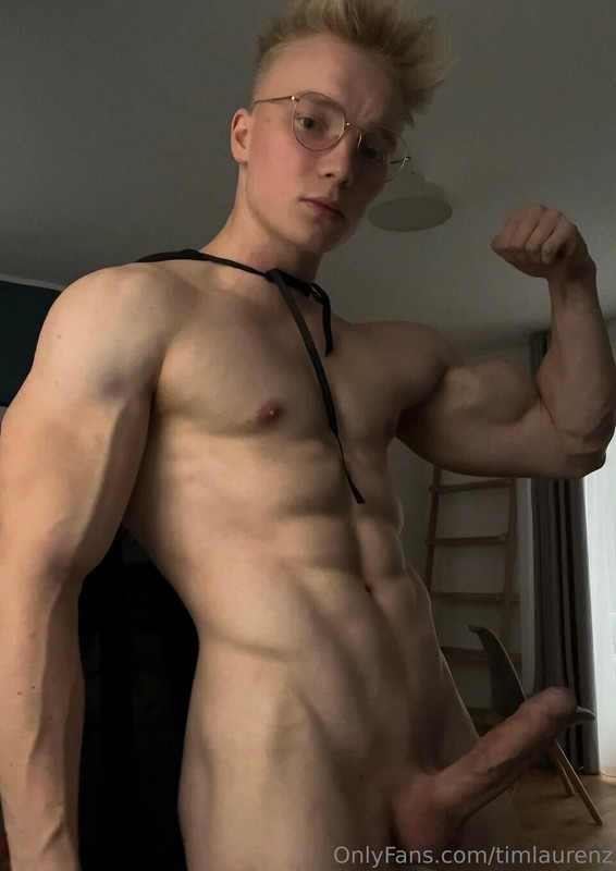 59 Cutie Sexy muscle blond Tiktoker Tim Laurenz timlaurenz OnlyFans porn