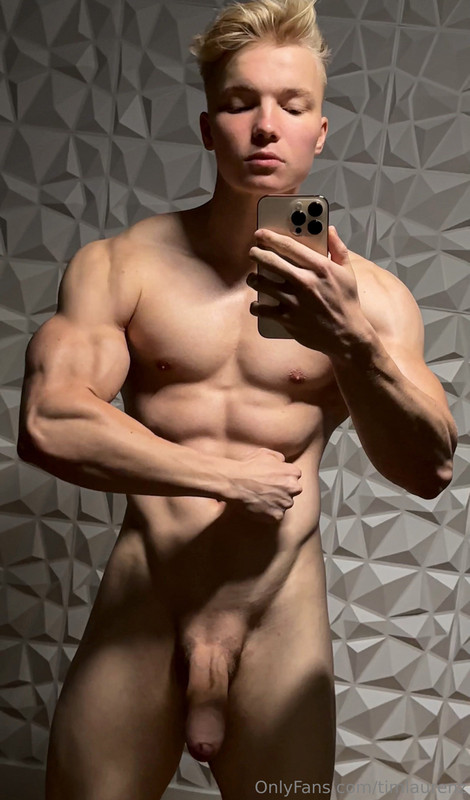 85 Cutie Sexy muscle blond Tiktoker Tim Laurenz timlaurenz OnlyFans porn