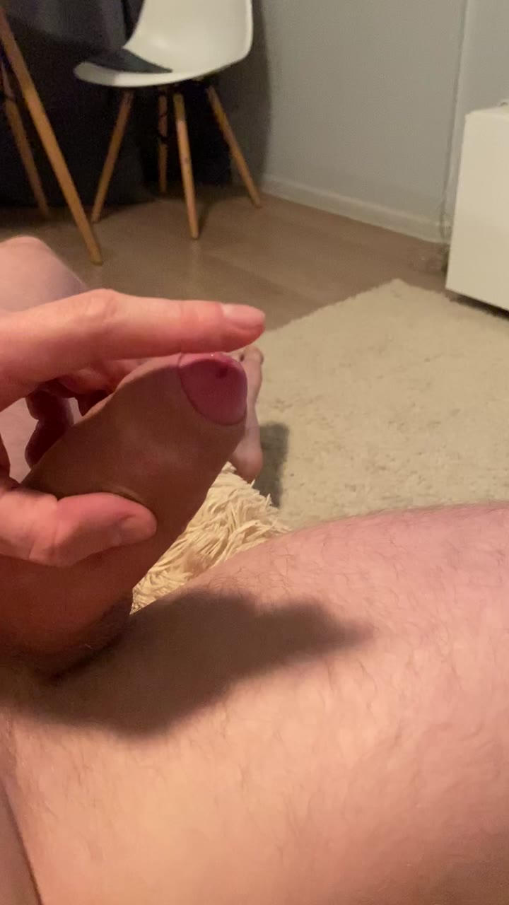 102 Sexy hunk bolt_xtop wanking off his big cock
