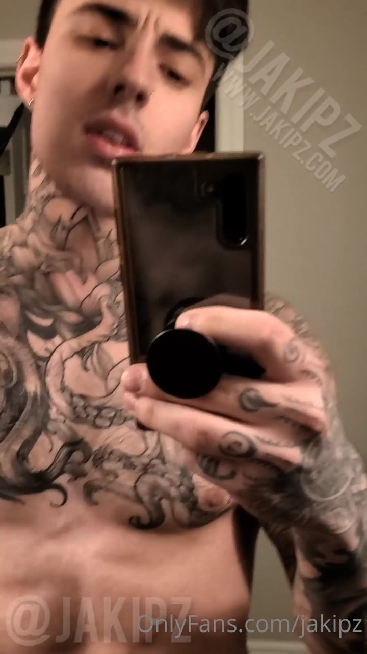 132 TikTok muscle CumSlut Jakipz ONLYFANS