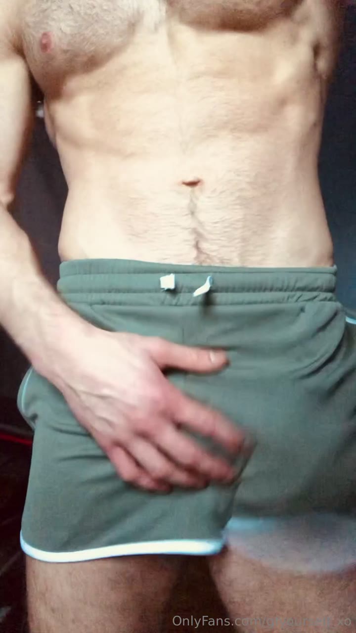 14 Muscular Hairy Hunk Théo Dore gfyourself_xo OnlyFans anal porn