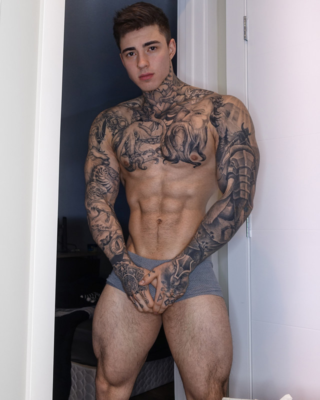 37   biggest cock tiktoker  Jakipz Jake Andrich Onlyfans