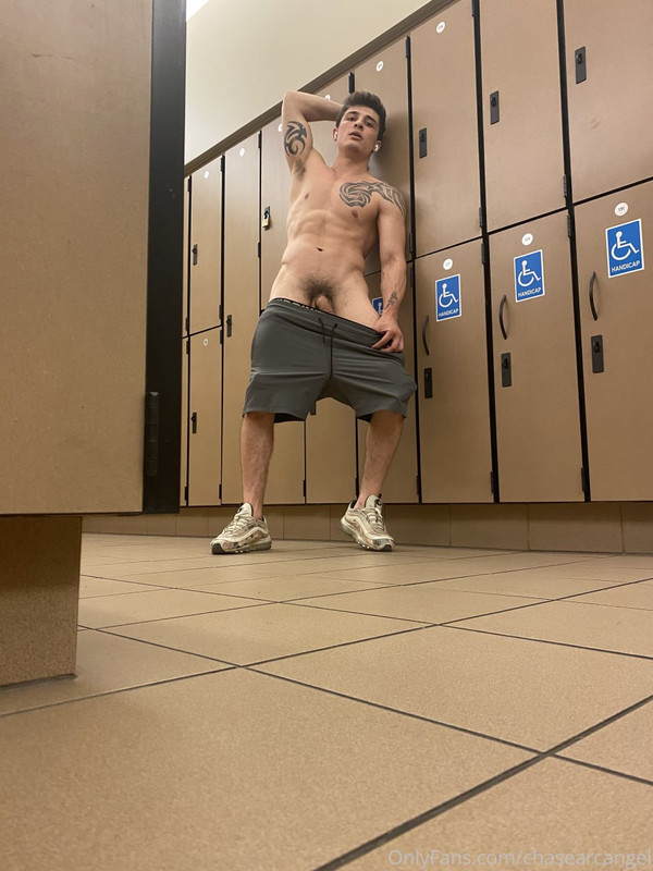 105 Muscle Jock Chase Arcangel chasearcangel wanking off on onlyfans