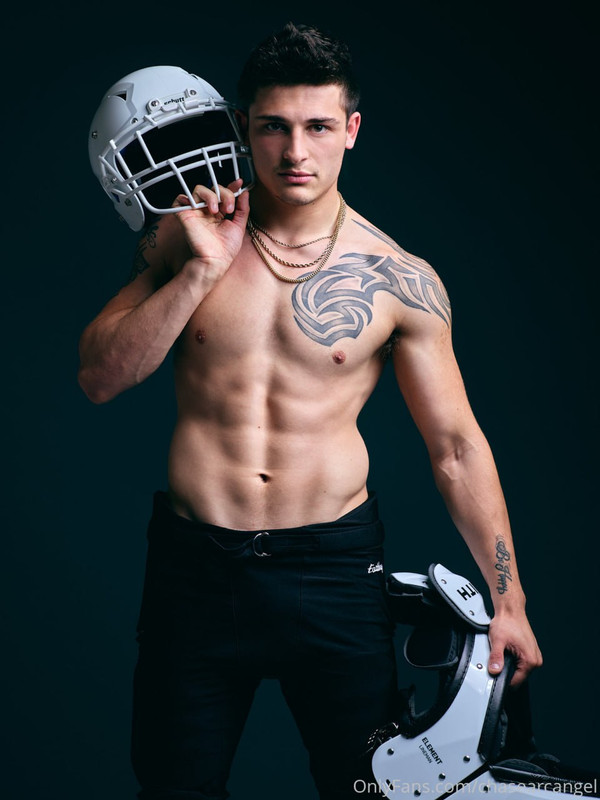 9 Muscle Jock Chase Arcangel chasearcangel wanking off on onlyfans