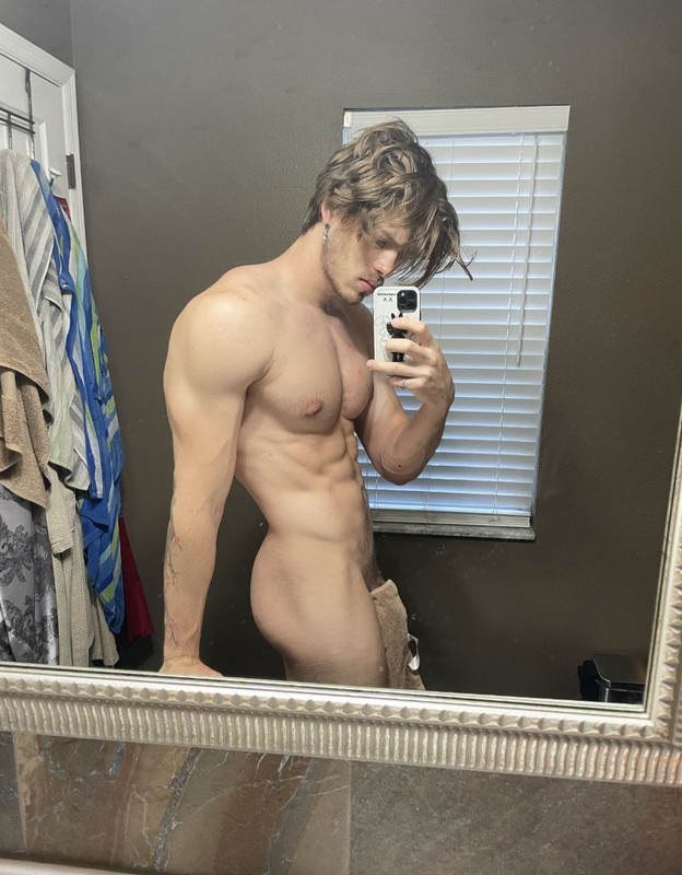149    GAY  MUSCLE FAGGOT CUMSLUT WHORE Chase Stobbe cmschse Onlyfans porn LEAKED