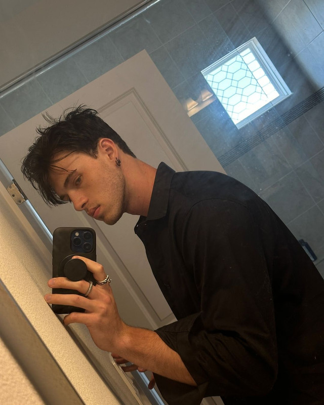 164    GAY  MUSCLE FAGGOT CUMSLUT WHORE Chase Stobbe cmschse Onlyfans porn LEAKED
