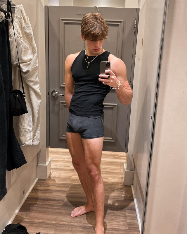 307    GAY  MUSCLE FAGGOT CUMSLUT WHORE Chase Stobbe cmschse Onlyfans porn LEAKED
