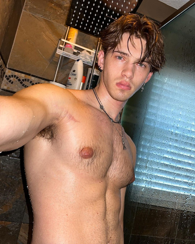 317    GAY  MUSCLE FAGGOT CUMSLUT WHORE Chase Stobbe cmschse Onlyfans porn LEAKED