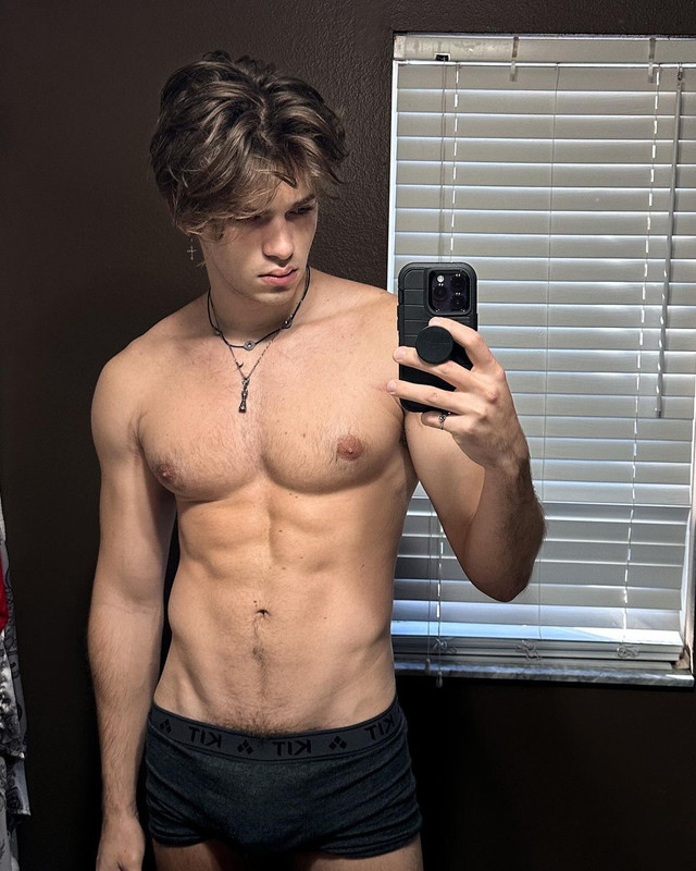 88   Sexy Boy TOY JOCK Chase Stobbe cmschse Onlyfans porn LEAKED
