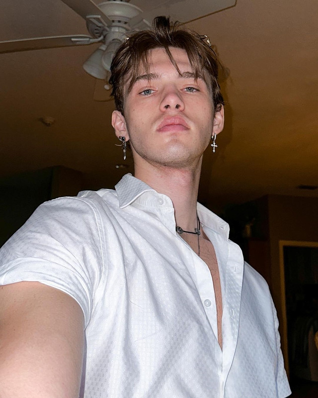 322    GAY  MUSCLE FAGGOT CUMSLUT WHORE Chase Stobbe cmschse Onlyfans porn LEAKED