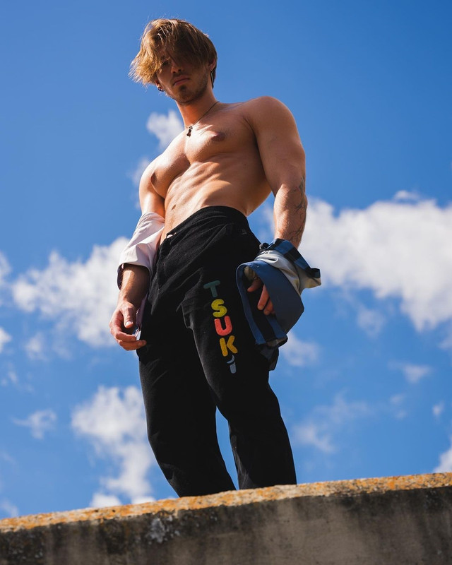 179    GAY  MUSCLE FAGGOT CUMSLUT WHORE Chase Stobbe cmschse Onlyfans porn LEAKED