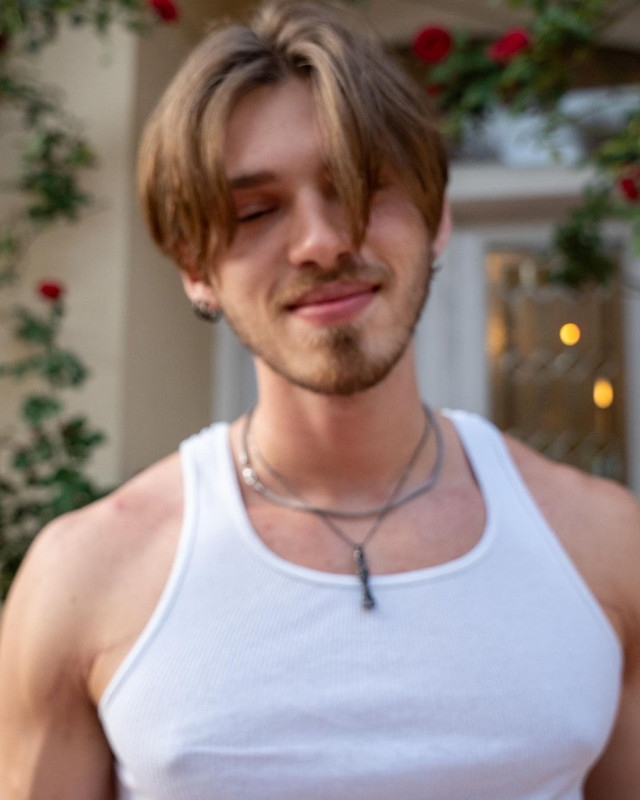 345    GAY  MUSCLE FAGGOT CUMSLUT WHORE Chase Stobbe cmschse Onlyfans porn LEAKED