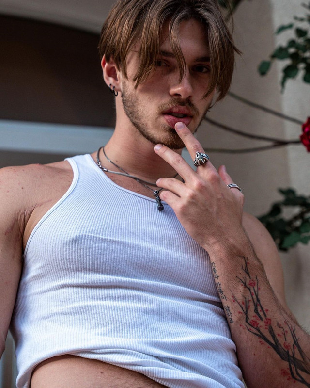 185    GAY  MUSCLE FAGGOT CUMSLUT WHORE Chase Stobbe cmschse Onlyfans porn LEAKED