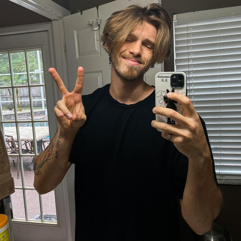191    GAY  MUSCLE FAGGOT CUMSLUT WHORE Chase Stobbe cmschse Onlyfans porn LEAKED