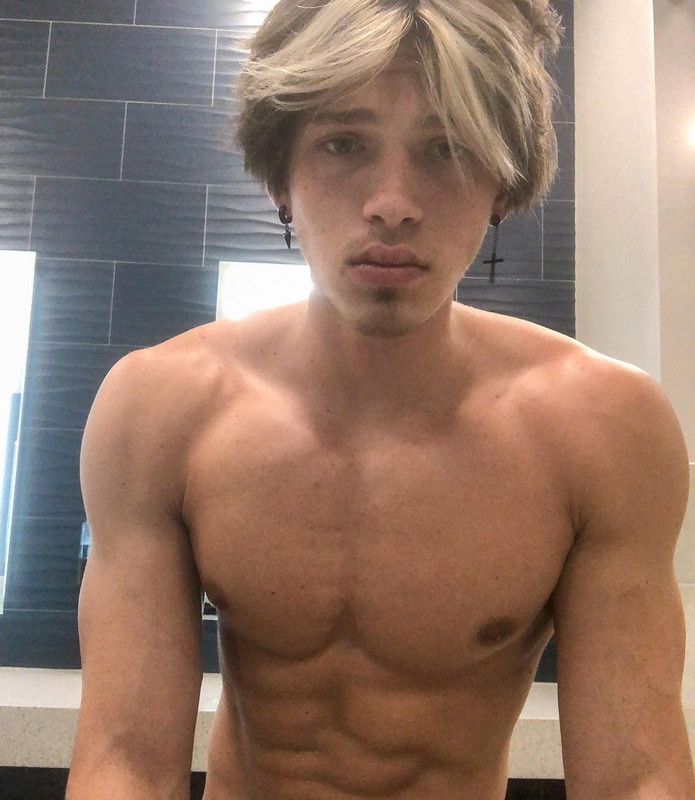 30    GAY  MUSCLE FAGGOT CUMSLUT WHORE Chase Stobbe cmschse Onlyfans porn LEAKED