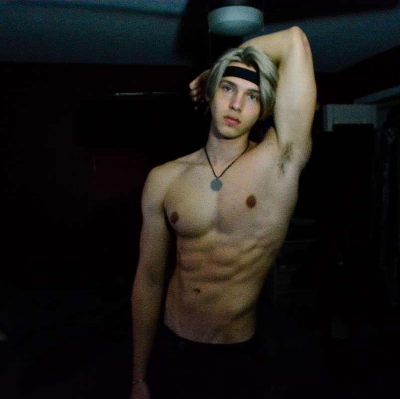 36    GAY  MUSCLE FAGGOT CUMSLUT WHORE Chase Stobbe cmschse Onlyfans porn LEAKED