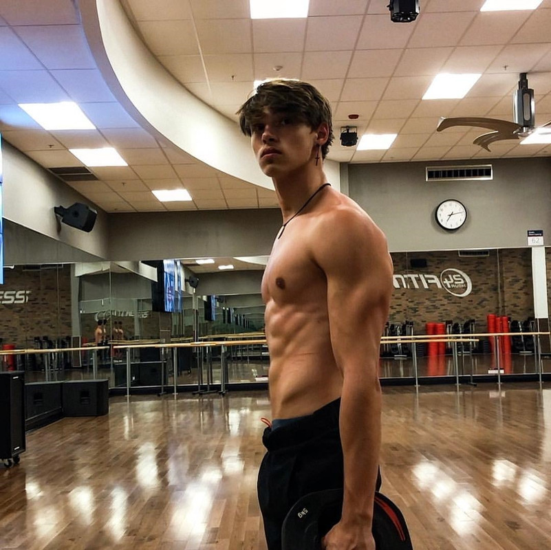 41    GAY  MUSCLE FAGGOT CUMSLUT WHORE Chase Stobbe cmschse Onlyfans porn LEAKED