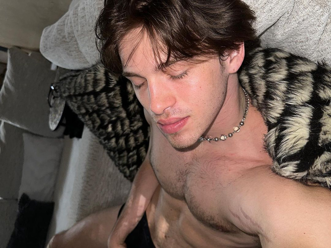 217    GAY  MUSCLE FAGGOT CUMSLUT WHORE Chase Stobbe cmschse Onlyfans porn LEAKED