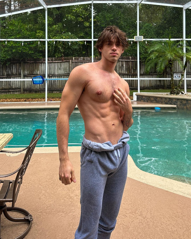 403    GAY  MUSCLE FAGGOT CUMSLUT WHORE Chase Stobbe cmschse Onlyfans porn LEAKED
