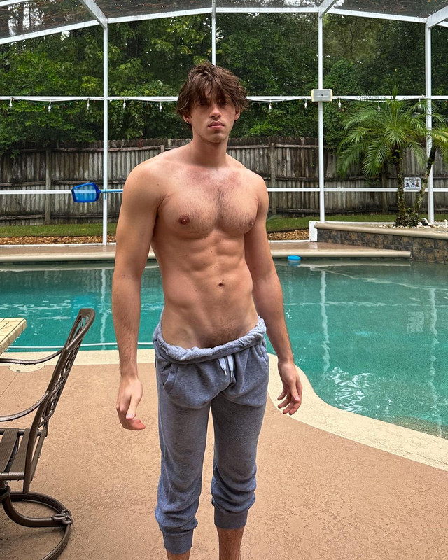 405    GAY  MUSCLE FAGGOT CUMSLUT WHORE Chase Stobbe cmschse Onlyfans porn LEAKED