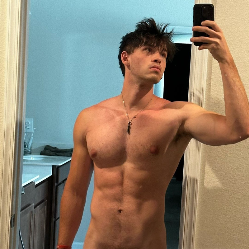 66    GAY  MUSCLE FAGGOT CUMSLUT WHORE Chase Stobbe cmschse Onlyfans porn LEAKED