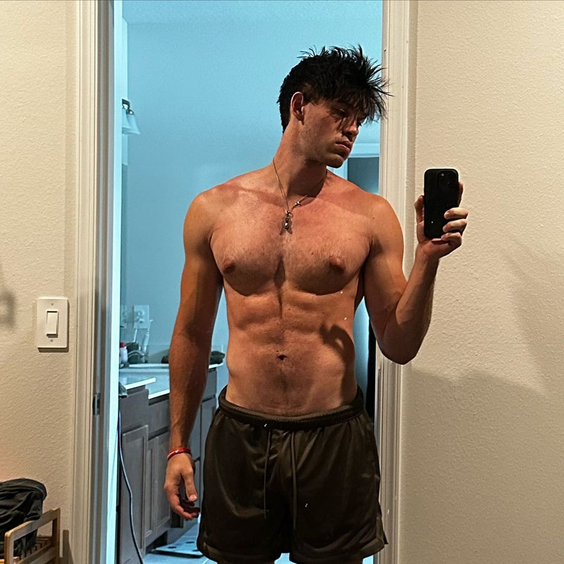 67    GAY  MUSCLE FAGGOT CUMSLUT WHORE Chase Stobbe cmschse Onlyfans porn LEAKED