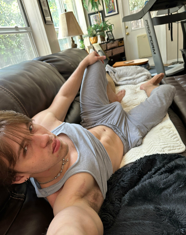 420    GAY  MUSCLE FAGGOT CUMSLUT WHORE Chase Stobbe cmschse Onlyfans porn LEAKED