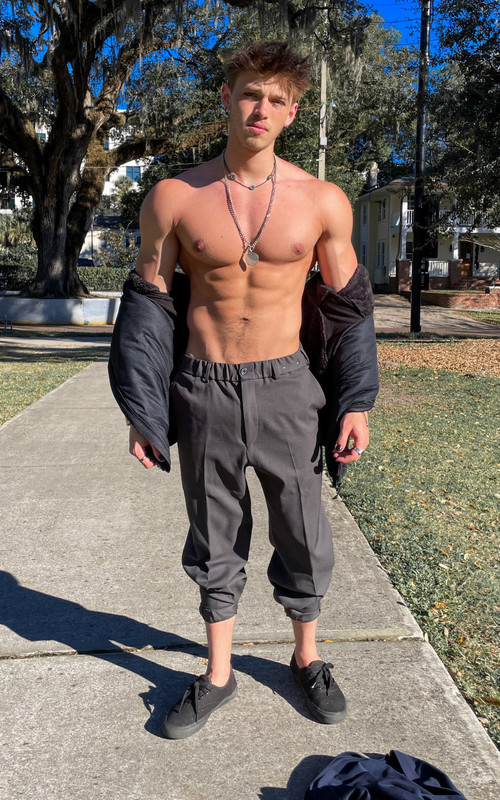 426    GAY  MUSCLE FAGGOT CUMSLUT WHORE Chase Stobbe cmschse Onlyfans porn LEAKED