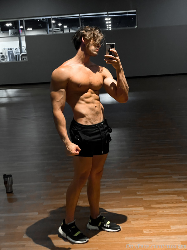 223    GAY  MUSCLE FAGGOT CUMSLUT WHORE Chase Stobbe cmschse Onlyfans porn LEAKED