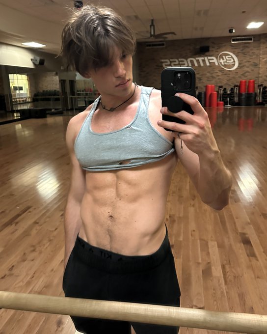 87    GAY  MUSCLE FAGGOT CUMSLUT WHORE Chase Stobbe cmschse Onlyfans porn LEAKED
