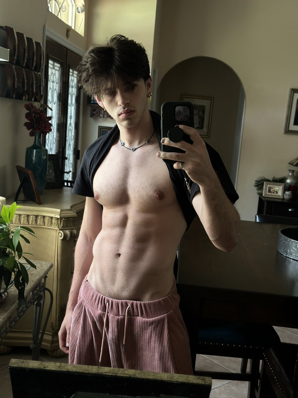 452    GAY  MUSCLE FAGGOT CUMSLUT WHORE Chase Stobbe cmschse Onlyfans porn LEAKED