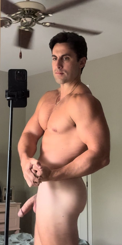 68 Bisexual Bodybuilder Peter Excalibur peterexcalibur Onlyfans leaked