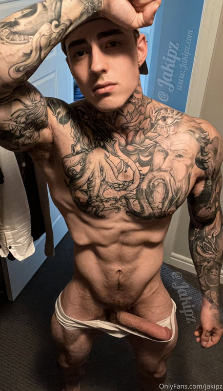 229   biggest cock tiktoker  Jakipz Jake Andrich Onlyfans