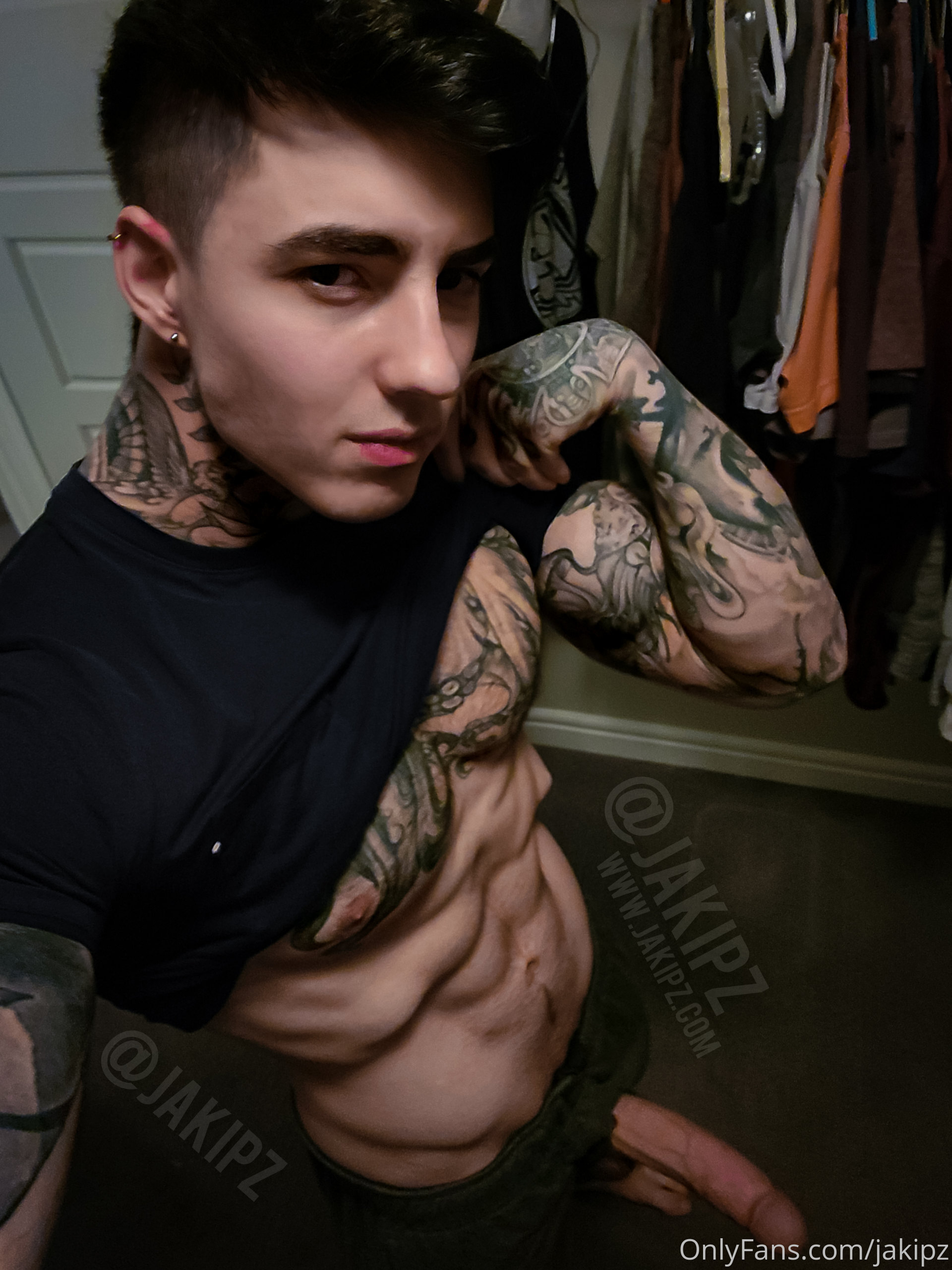 28  fat  humongous cock tiktoker  Jakipz Jake Andrich Onlyfans