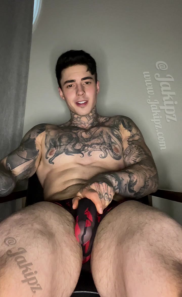 216 TikTok muscle CumSlut Jakipz ONLYFANS
