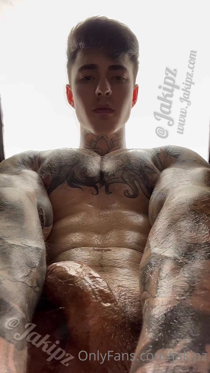 173 TikTok muscle CumSlut Jakipz ONLYFANS