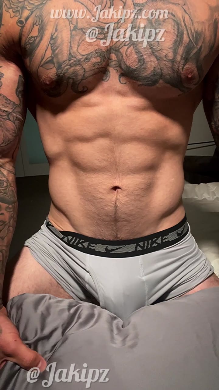 269 TikTok muscle CumSlut Jakipz ONLYFANS