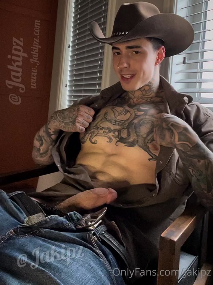 161 TikTok muscle CumSlut Jakipz ONLYFANS