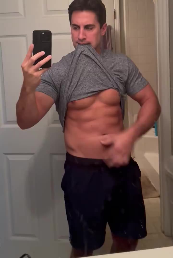176 Bisexual Bodybuilder Peter Excalibur peterexcalibur Onlyfans leaked