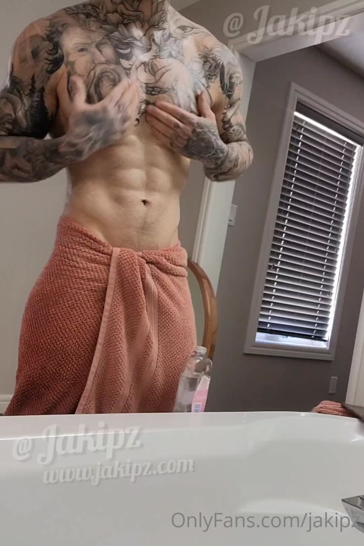 152 TikTok muscle CumSlut Jakipz ONLYFANS