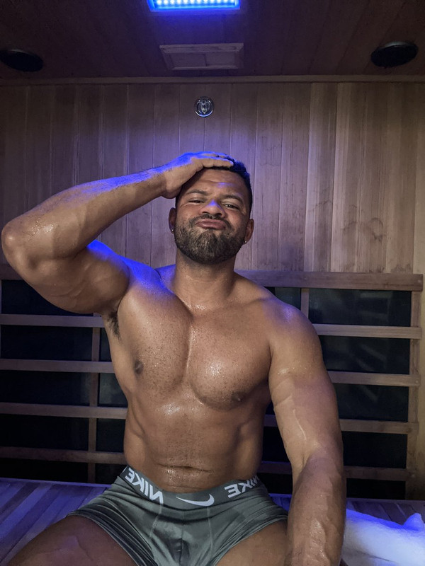 116 Black Hunk Reegswood  onlyfans leaked