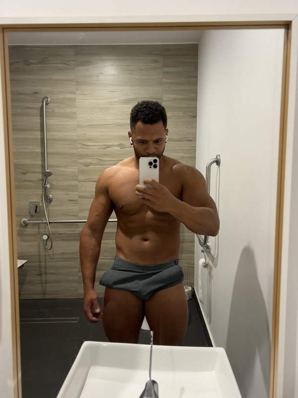 154 Black Hunk Reegswood  onlyfans leaked