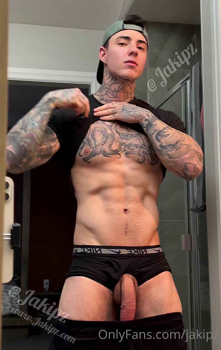 238 TikTok muscle CumSlut Jakipz ONLYFANS
