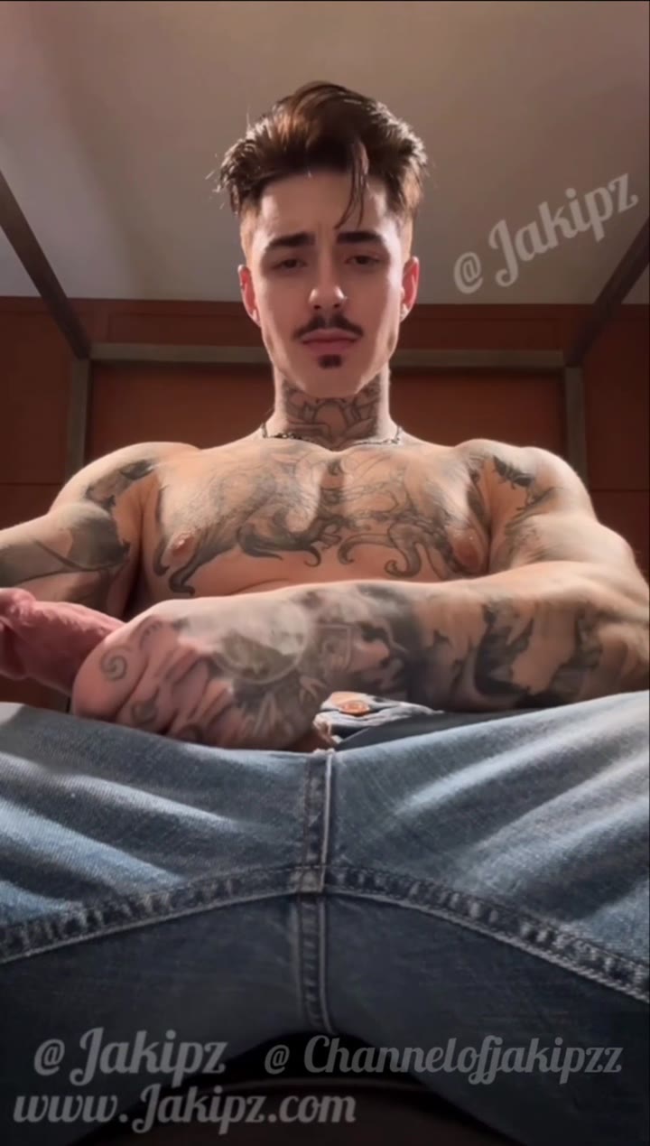 MUSCLE Jake Andrich dildo Sensational