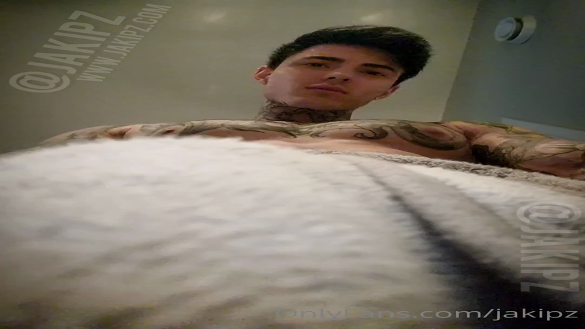 14  humongous cock tiktoker  Jakipz Jake Andrich Onlyfans
