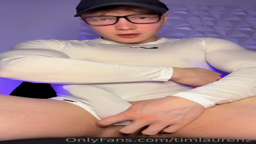 160 Cutie muscle blond TikTok cosplayer Tim Laurenz timlaurenz OnlyFans porn