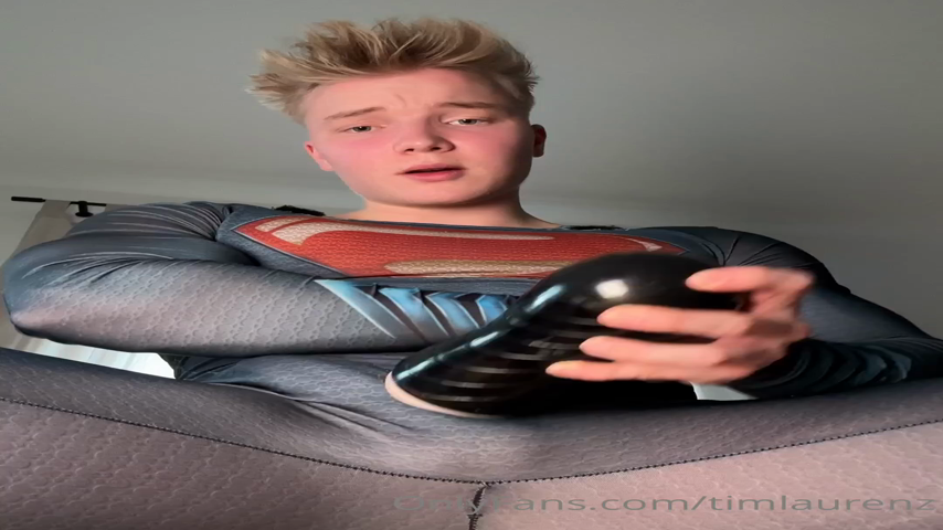 146 Cutie muscle blond TikTok cosplayer Tim Laurenz timlaurenz OnlyFans porn