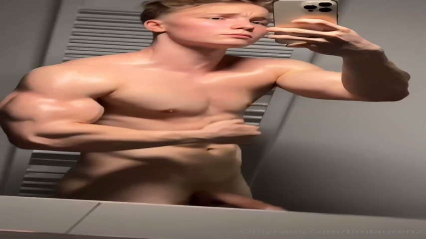 78 Cutie muscle blond TikTok cosplayer Tim Laurenz timlaurenz OnlyFans porn