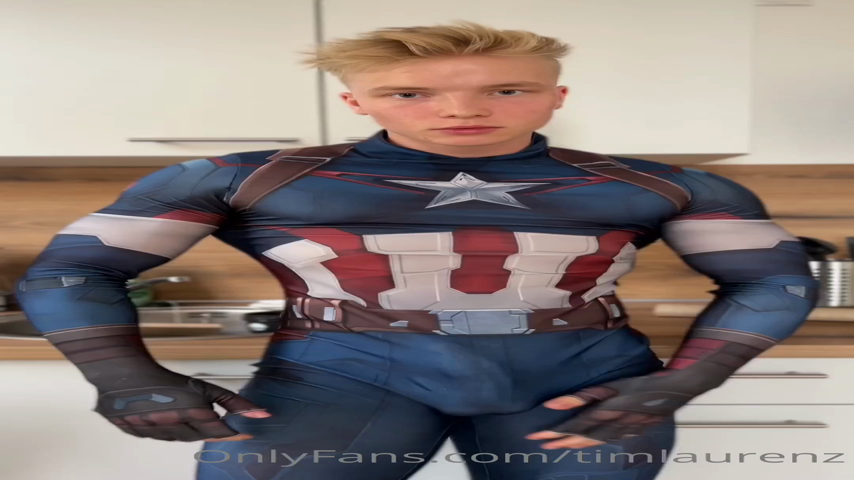 59 Cutie muscle blond TikTok cosplayer Tim Laurenz timlaurenz OnlyFans porn