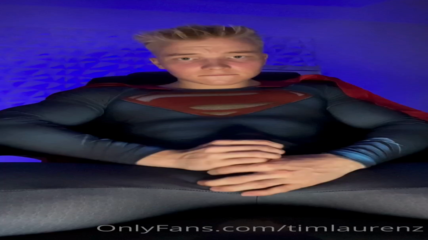 32 Cutie muscle blond TikTok cosplayer Tim Laurenz timlaurenz OnlyFans porn